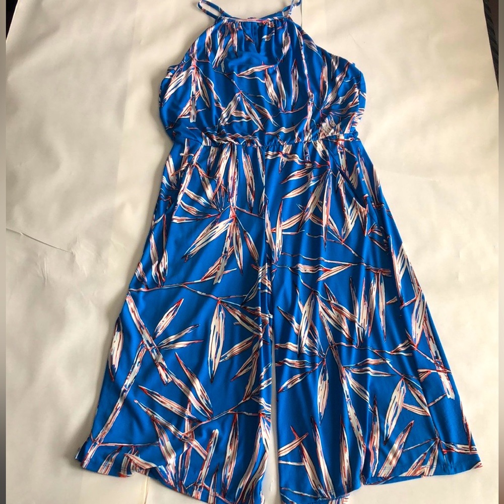London Times Printed Romper. Size:12.